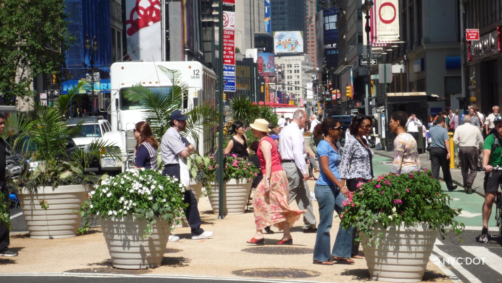 Public space and seating on Broadway, between 34th street and 42nd Street.