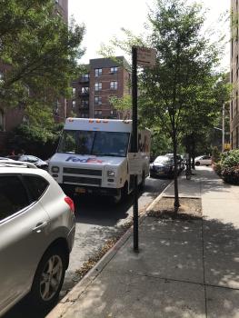 FedEx Vehicle utilizing NLZ space in Jackson Heights, Queens